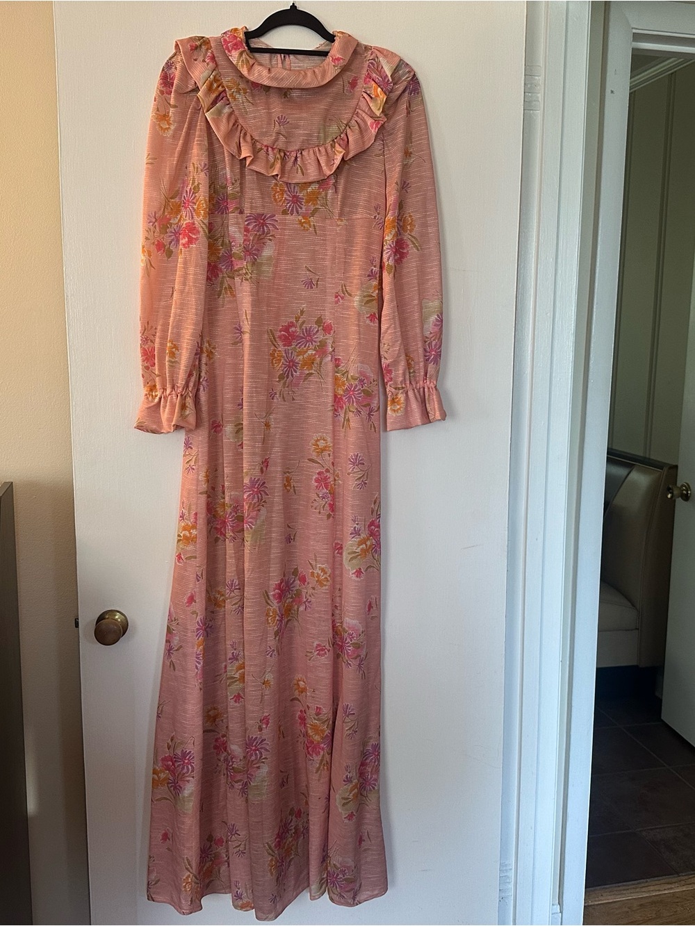 Vintage Pink Floral Ruffle Neck Maxi Dress 70’s